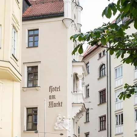 Hotel Am Markt 3*
